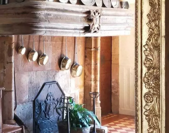 Aamiaismajoitus (B&B) Château De La Venerie