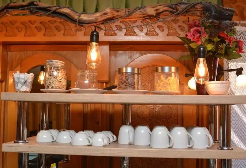 Aamiaismajoitus (B&B) Fészek Fogadó   Pension Nest