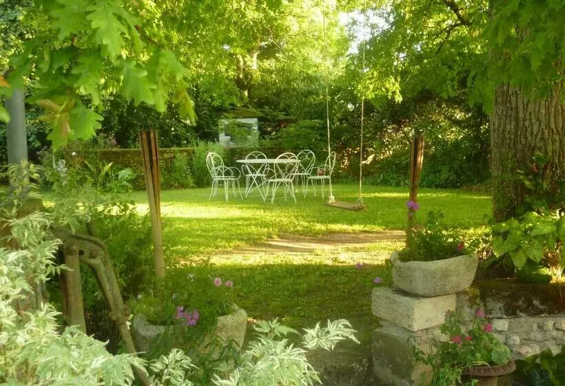 Aamiaismajoitus (B&B) Le Clos De La Chesneraie