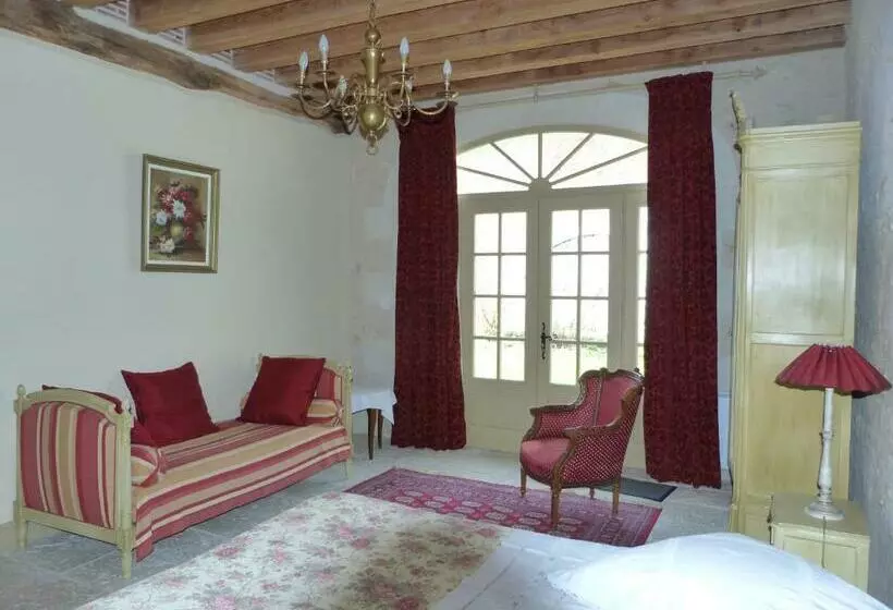 Aamiaismajoitus (B&B) Le Clos De La Chesneraie