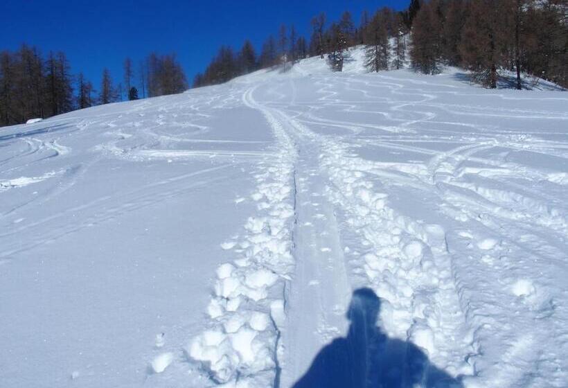 Отель Dorfergut