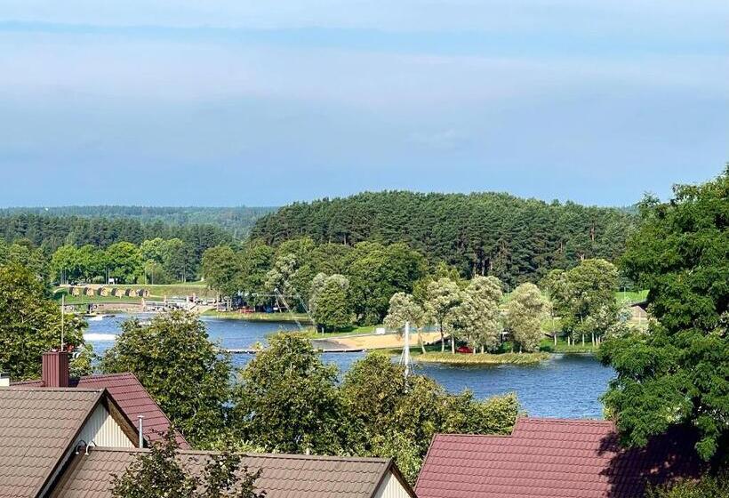 پانسیون Nakvisa