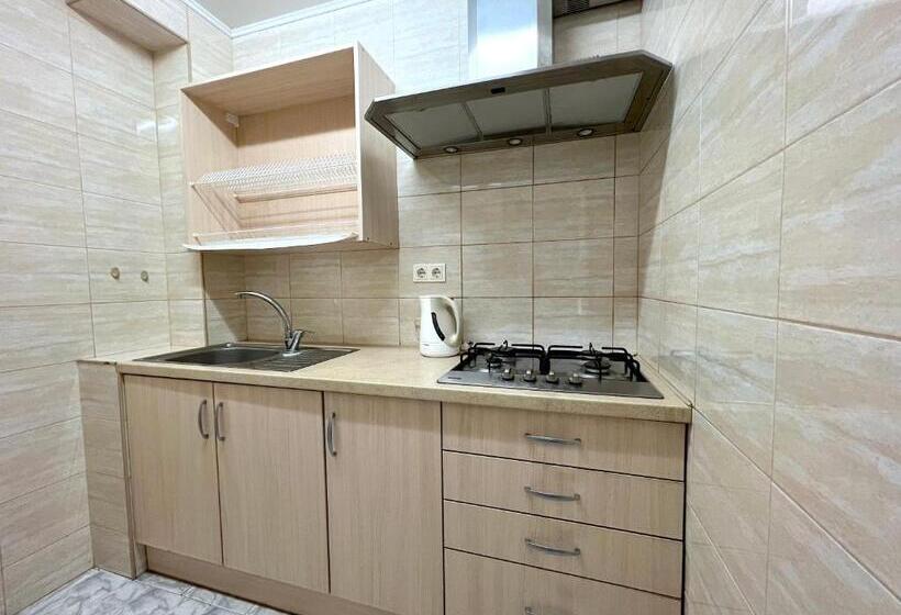 پانسیون Nakvisa