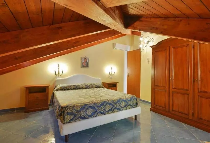 Villa Elaia