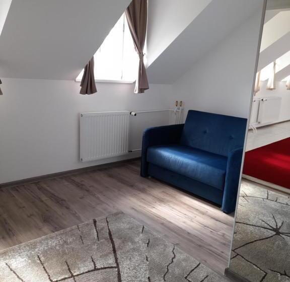 ベッドアンドブレックファースト Rosenberg Kúria