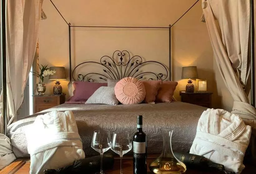Cordella In Valdorcia Truffle And Olive Oil Resort