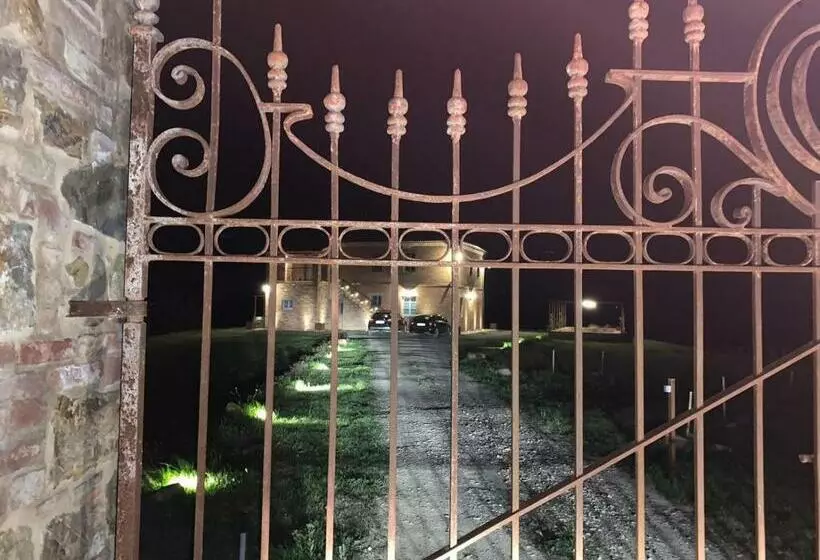 Cordella In Valdorcia Truffle And Olive Oil Resort