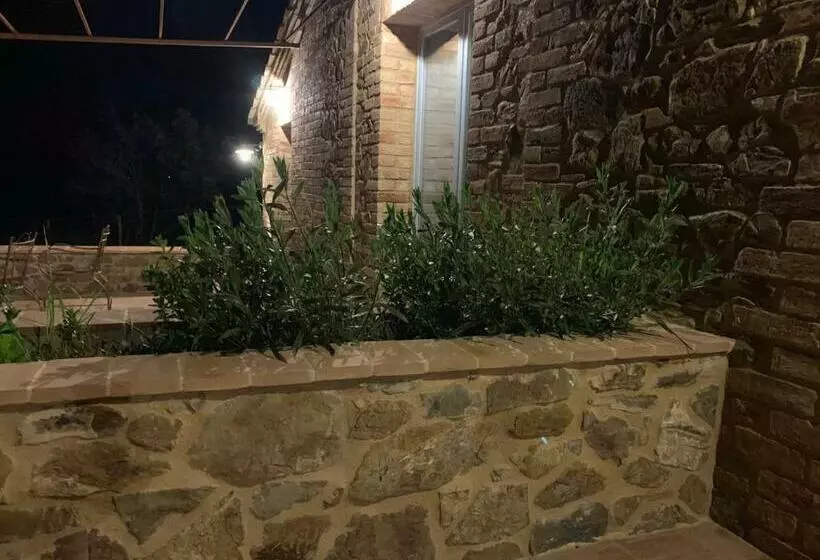 Cordella In Valdorcia Truffle And Olive Oil Resort