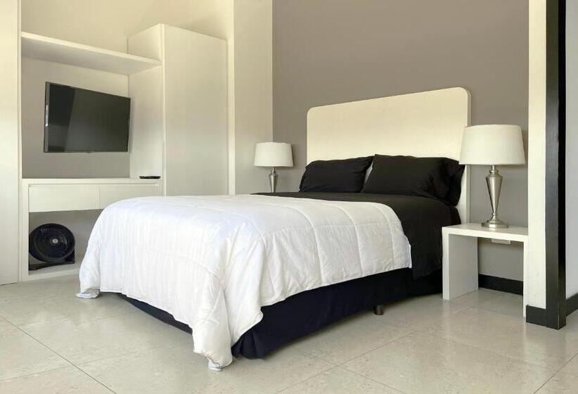 پانسیون Laviu B&b Luxe Suites