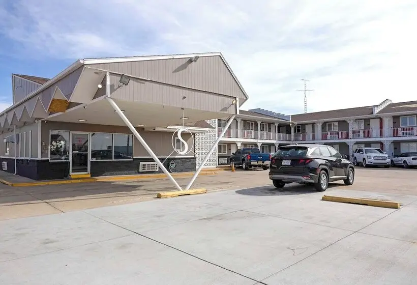 Circle S Motel Cozad I 80
