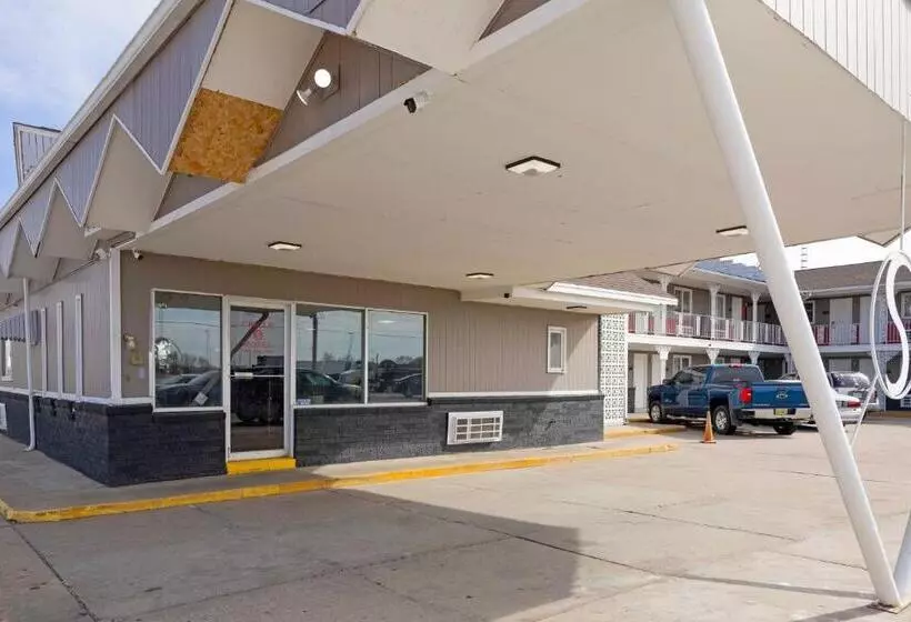 Circle S Motel Cozad I 80