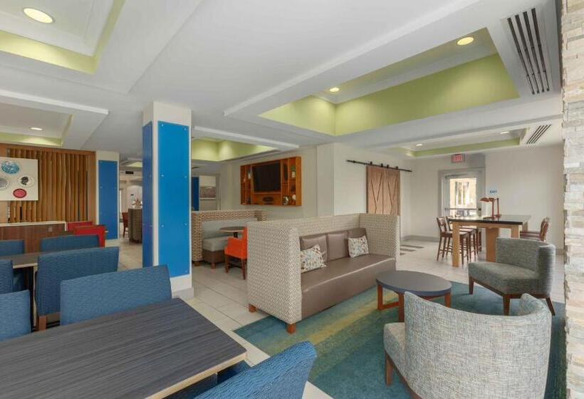 Holiday Inn Express Hotel & Suites Binghamton University Vestal, An Ihg