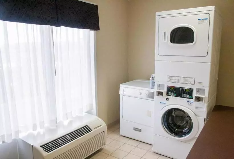 Holiday Inn Express Hotel & Suites Binghamton University Vestal, An Ihg