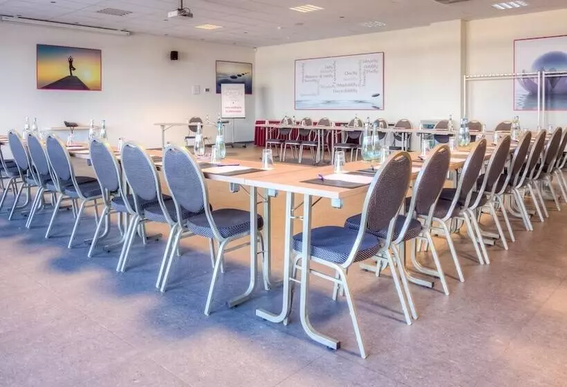 Отель Restaurant Horizon Ath Lessines