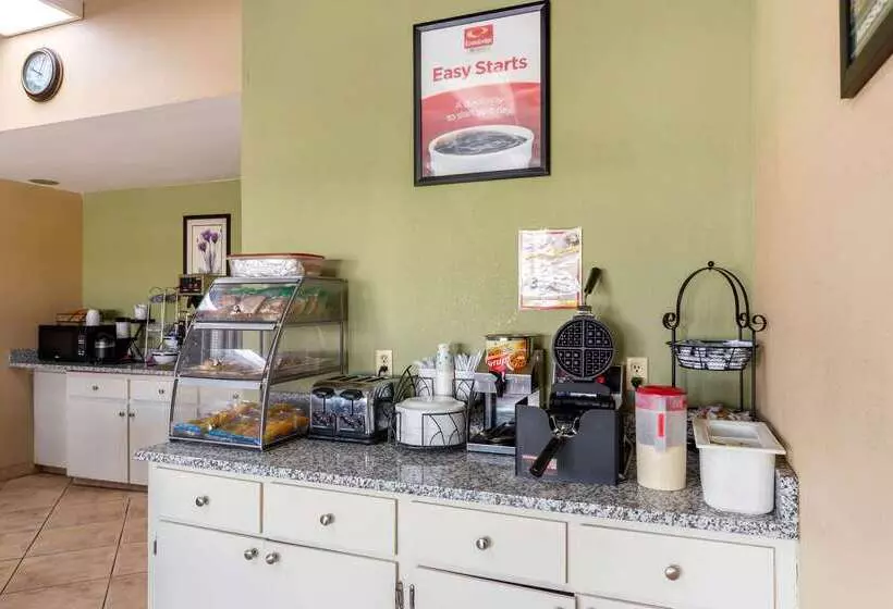 호텔 Econo Lodge Belton Kansas City South