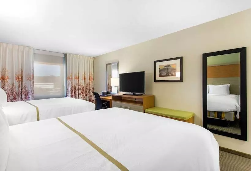 Gallus Stadium Park Inn, Ascend Hotel Collection