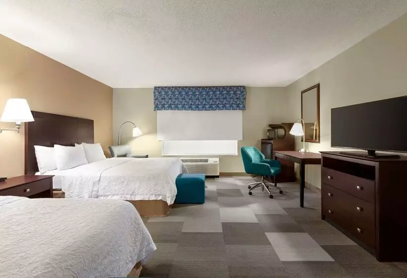 فندق Hampton Inn & Suites Atlanta Airport West/camp Creek Pkwy