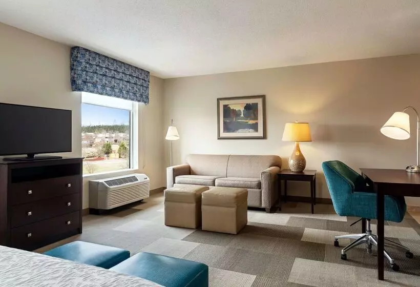 فندق Hampton Inn & Suites Atlanta Airport West/camp Creek Pkwy
