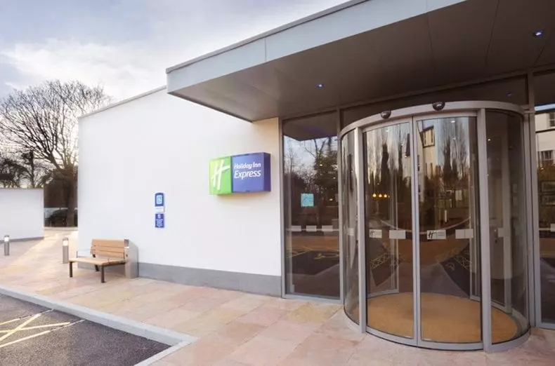 Отель Holiday Inn Express Liverpool Hoylake, An Ihg