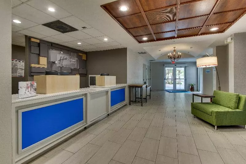 酒店 Holiday Inn Express West Palm Beach Metrocentre, An Ihg