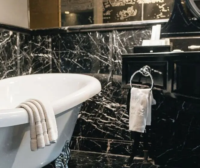 ホテル Muse Bangkok, Autograph Collection