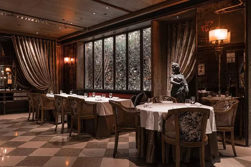 هتل Palais De Chine