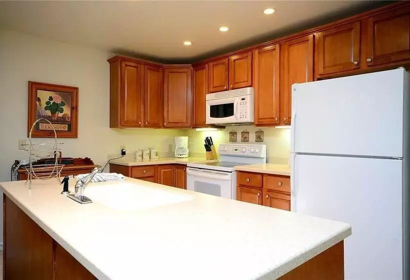 فندق Scandinavian Lodge And Condominiums By Pioneer Ridge Mgmt