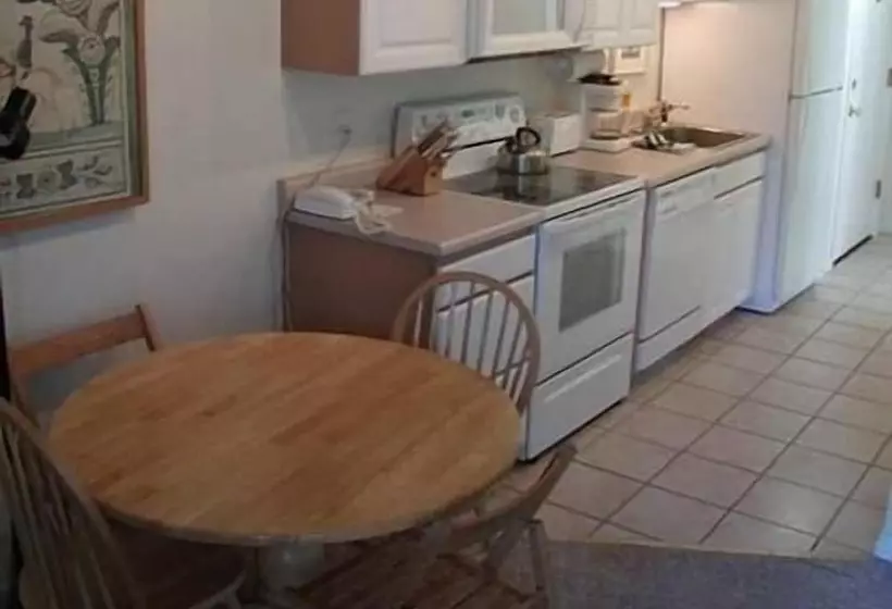 فندق Scandinavian Lodge And Condominiums By Pioneer Ridge Mgmt