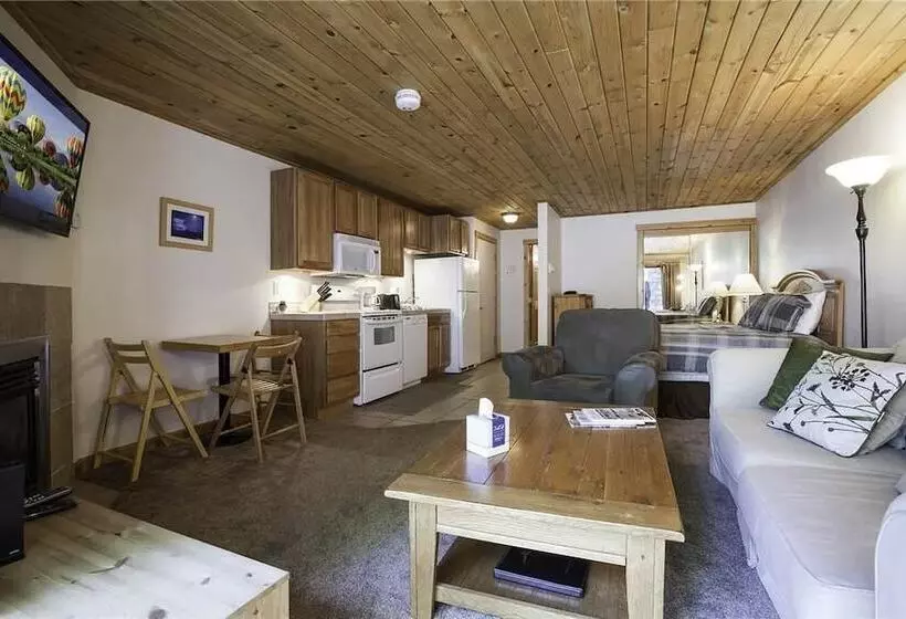 فندق Scandinavian Lodge And Condominiums By Pioneer Ridge Mgmt