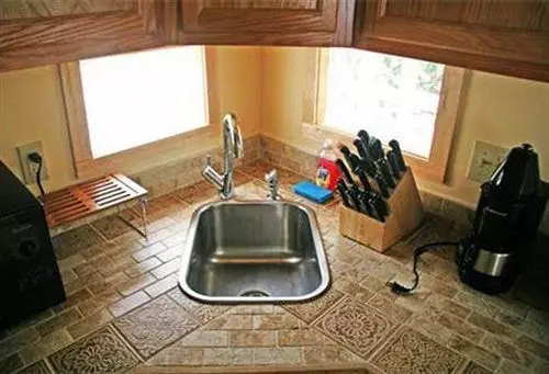 فندق Shorelands Guest Resort