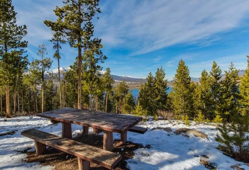 호텔 Snowdance Manor 205