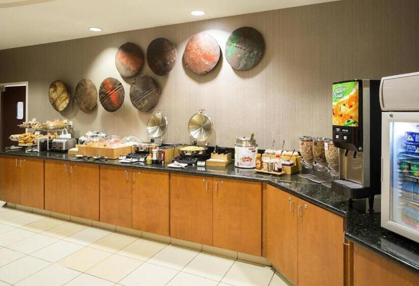 هتل Springhill Suites Indianapolis Fishers