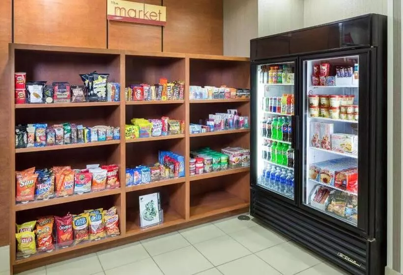 Отель Springhill Suites Indianapolis Fishers