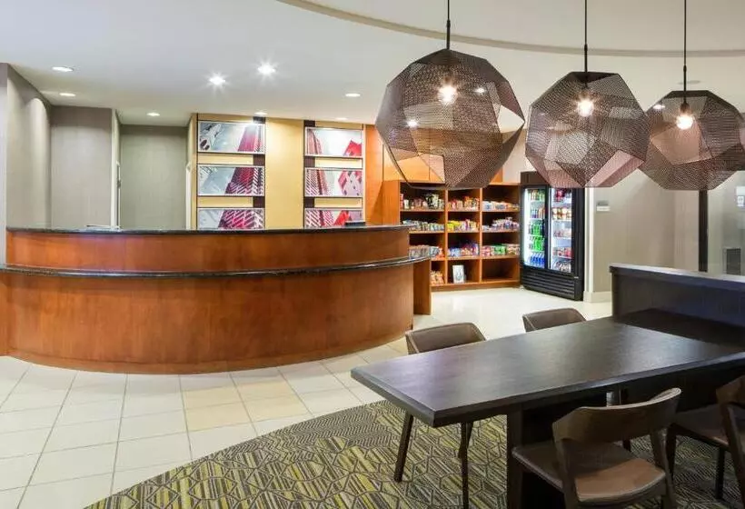 Отель Springhill Suites Indianapolis Fishers