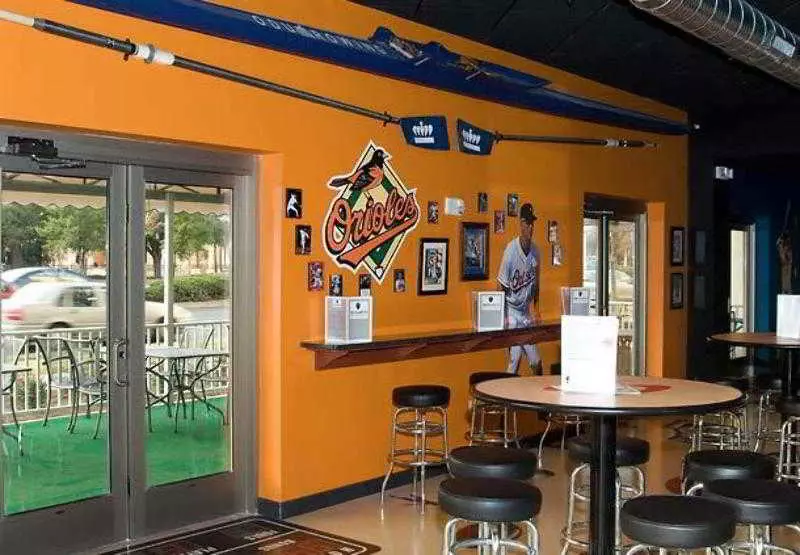 בית מלון כפרי Springhill Suites Norfolk Old Dominion University