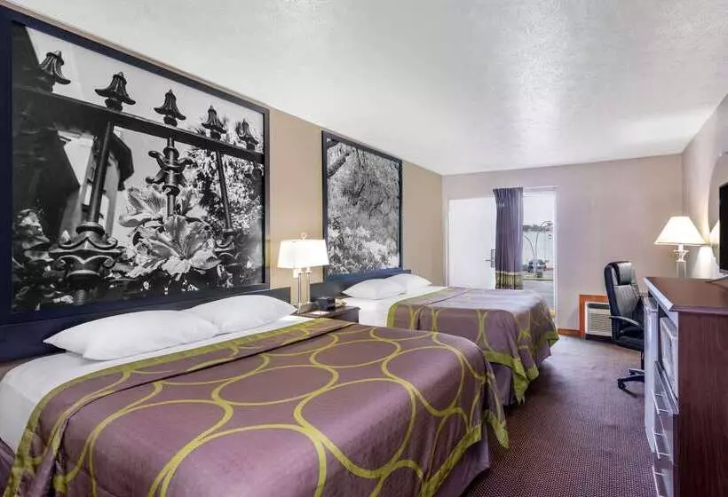 Otel Super 8 By Wyndham Locust Grove