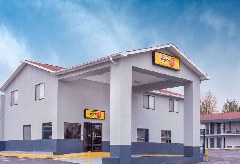 호텔 Super 8 By Wyndham Locust Grove