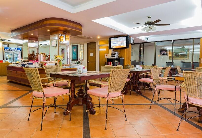 Hotel Thipurai Beach