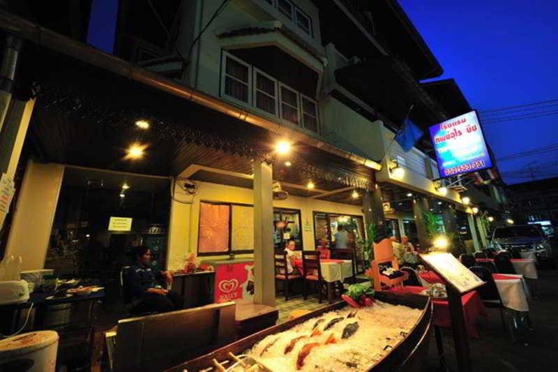 Hotel Thipurai Beach