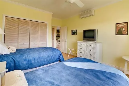 Pineapple Fields Hotel Condo