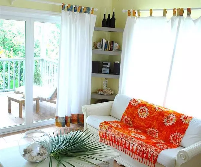 Pineapple Fields Hotel Condo