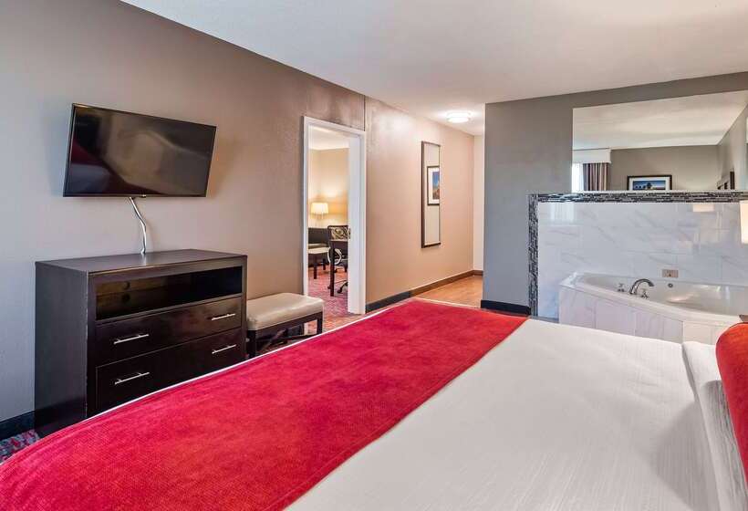 בית מלון כפרי Best Western Airport Inn & Suites