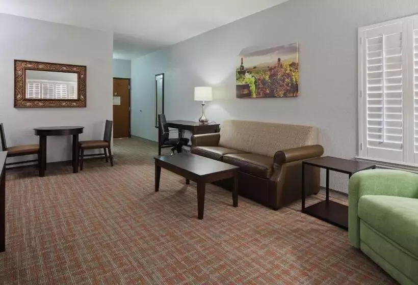 酒店 Best Western Plus Fredericksburg