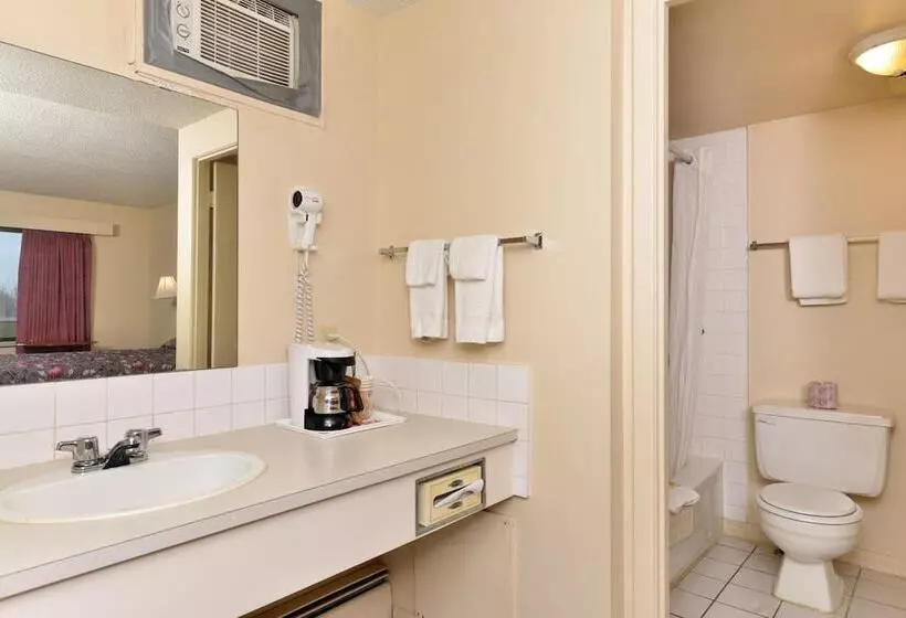 ホテル Economy Inn