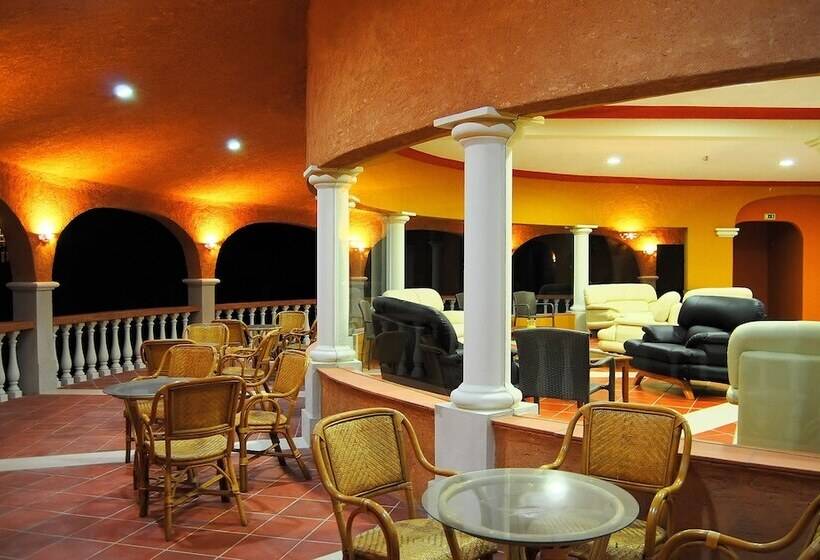 فندق Herdade Lago Real