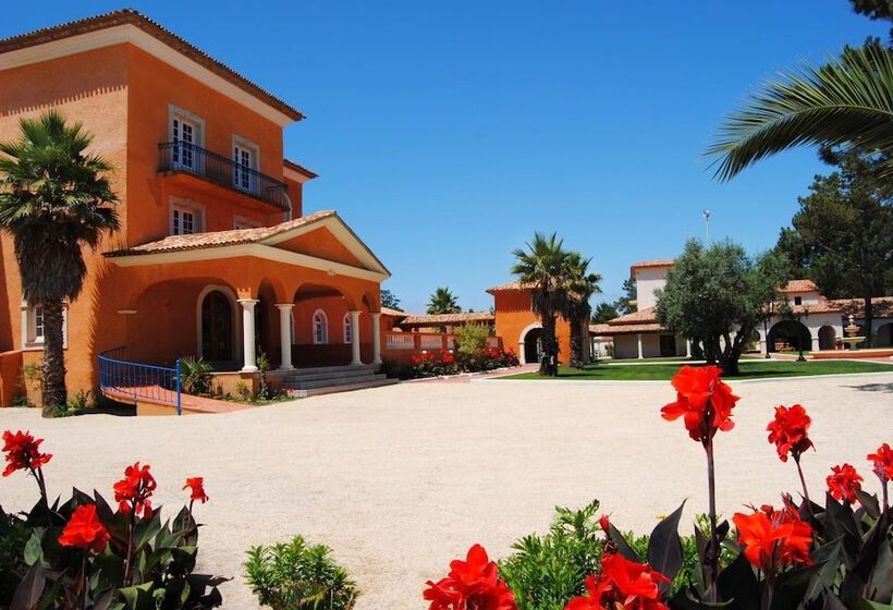 فندق Herdade Lago Real