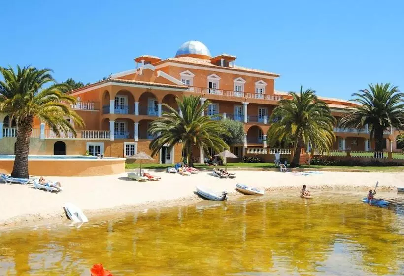ホテル Herdade Lago Real