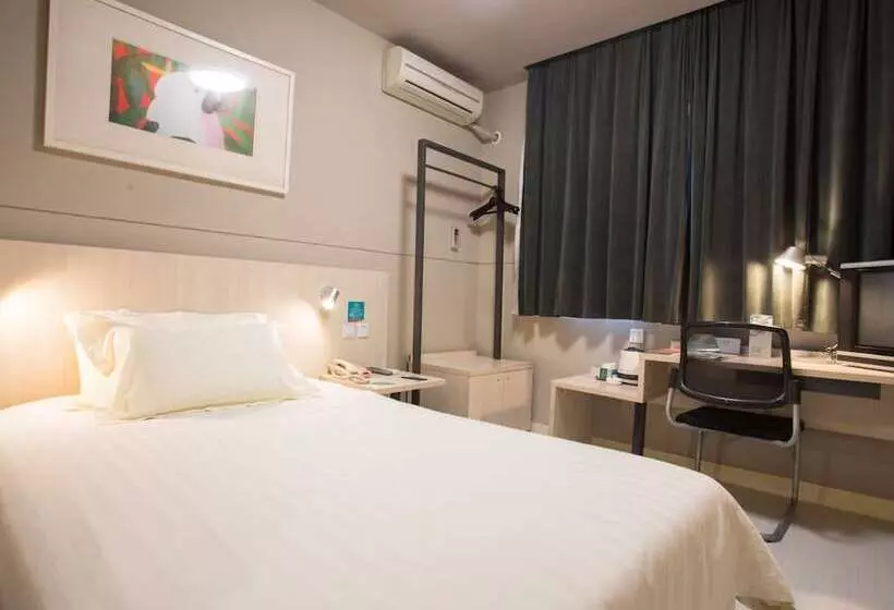 Hotel Jinjiang Inn Shanghai Nanhui Hangtou