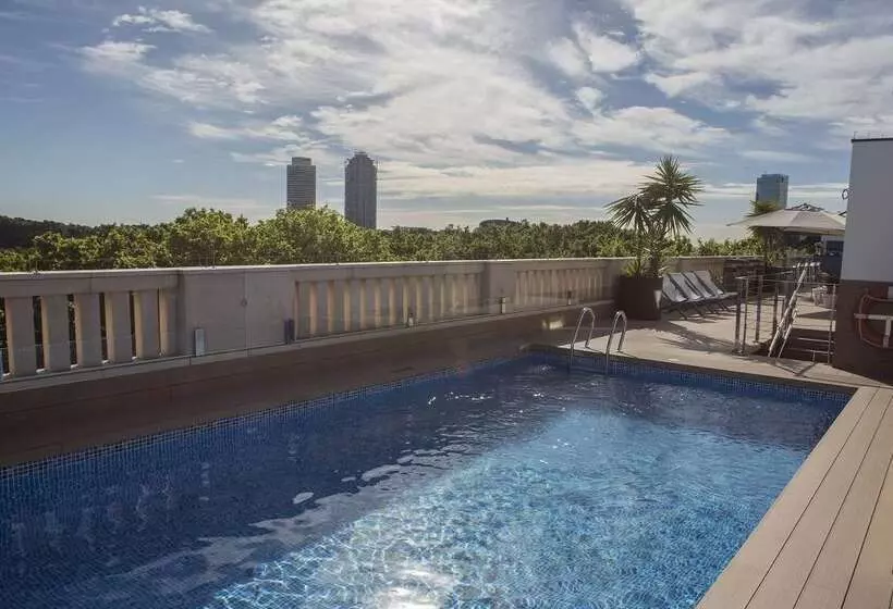 Hotelli Miiro Borneta