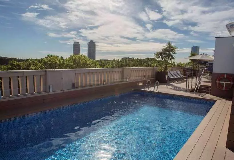 Hotelli Miiro Borneta